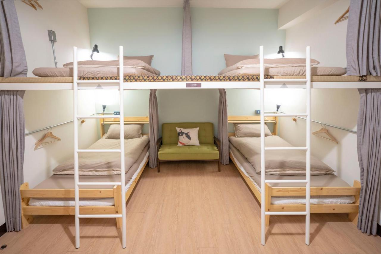 Lento Hostel Tainan Bagian luar foto