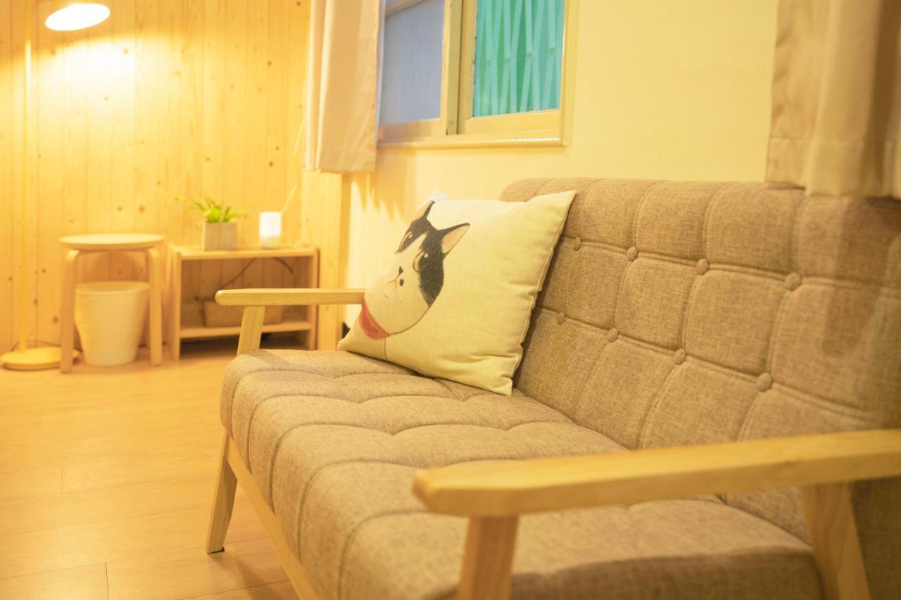 Lento Hostel Tainan Bagian luar foto