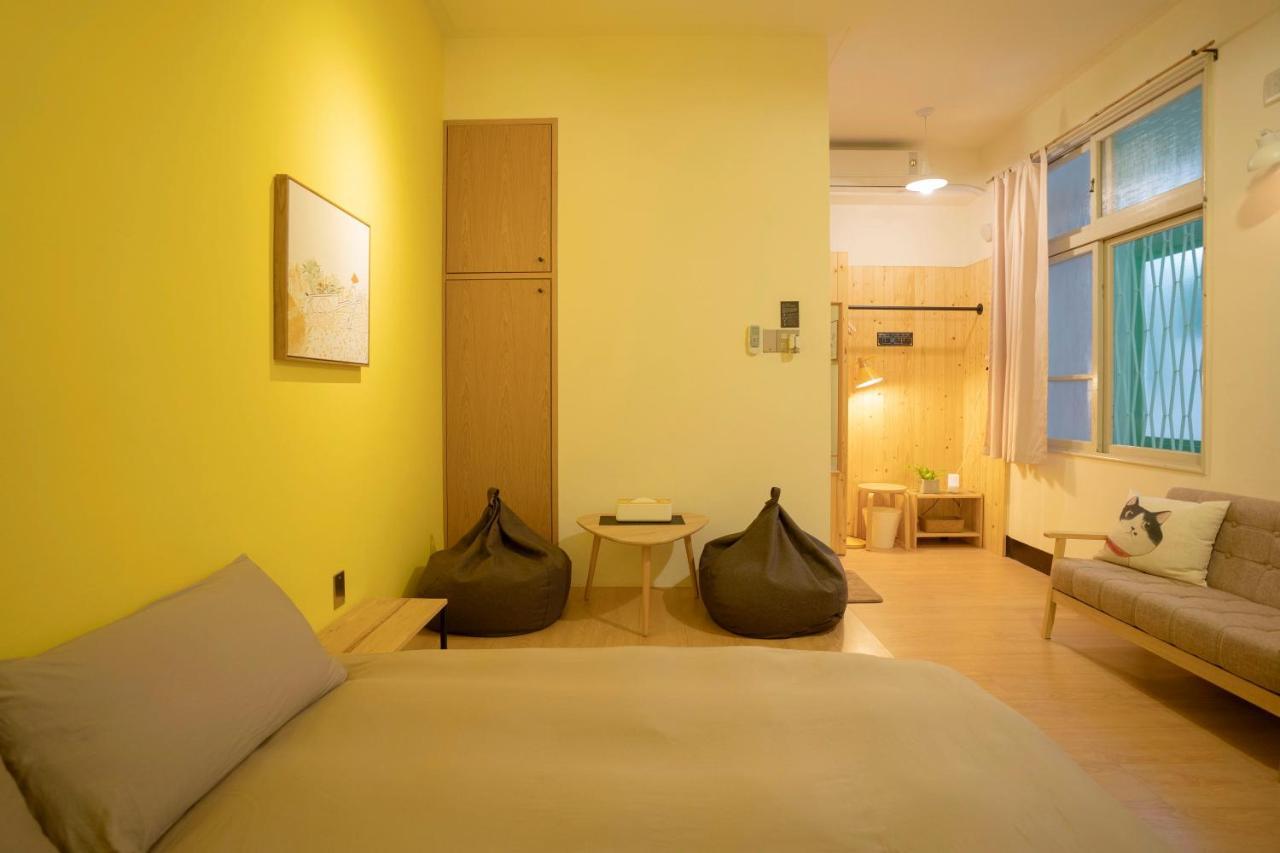 Lento Hostel Tainan Bagian luar foto