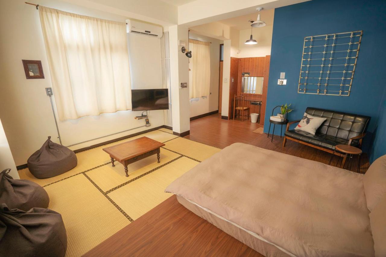 Lento Hostel Tainan Bagian luar foto
